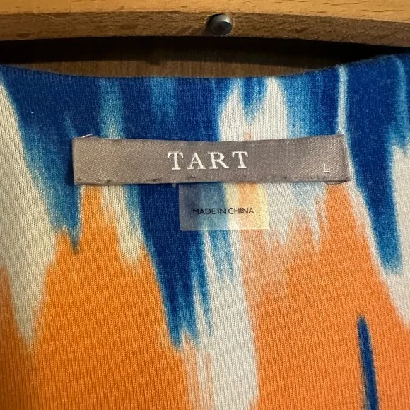 Tart Tie-Dye Split Back Tank Top - Picture 2 of 4